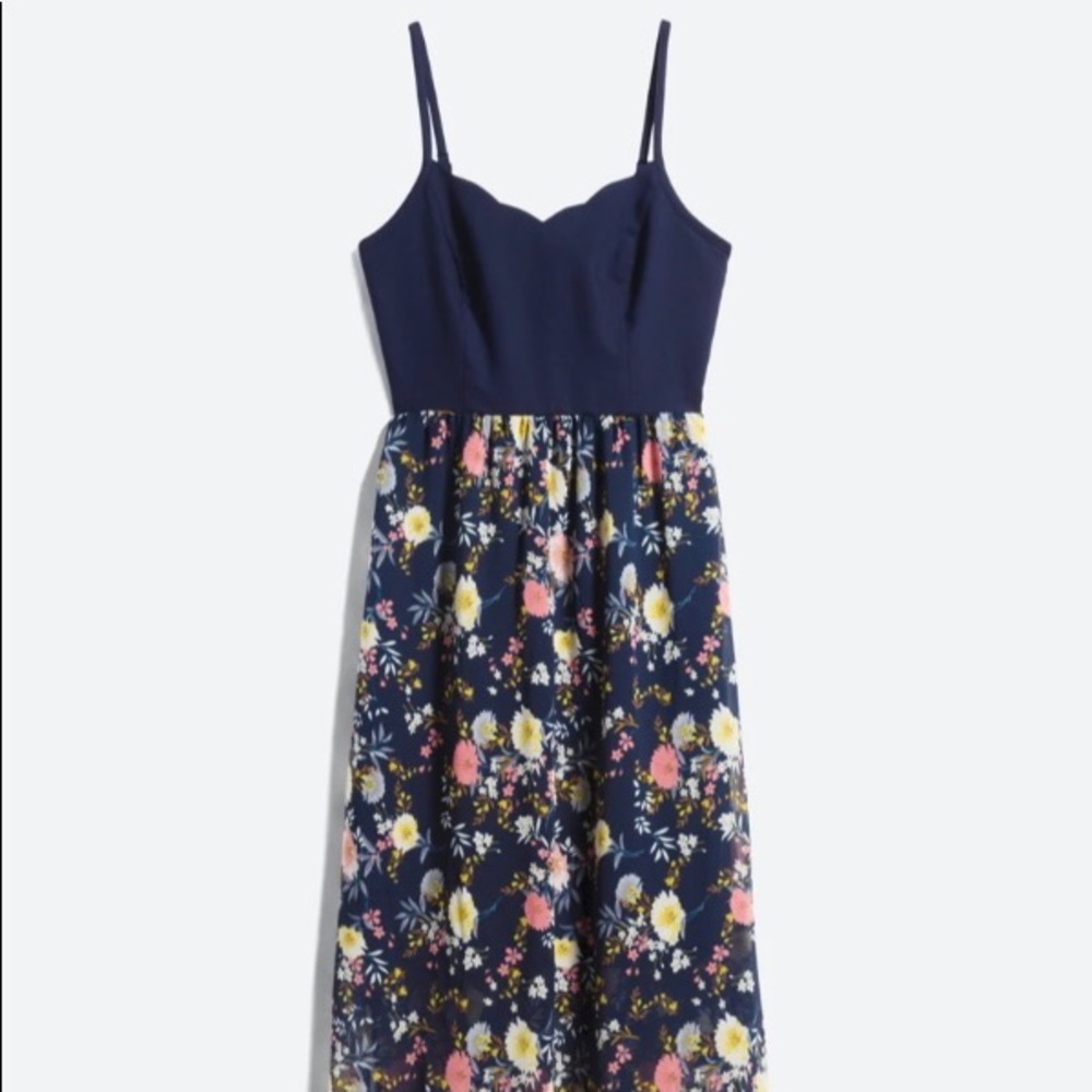 Truly Poppy Cassondra Maxi Dress size M